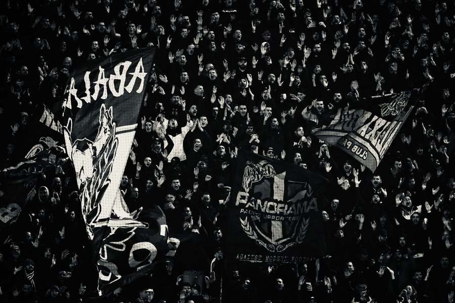 UEFA a luat decizia, după tragedia din România în care au murit 7 suporteri greci! „NU” categoric pentru PAOK-ul lui Răzvan Lucescu