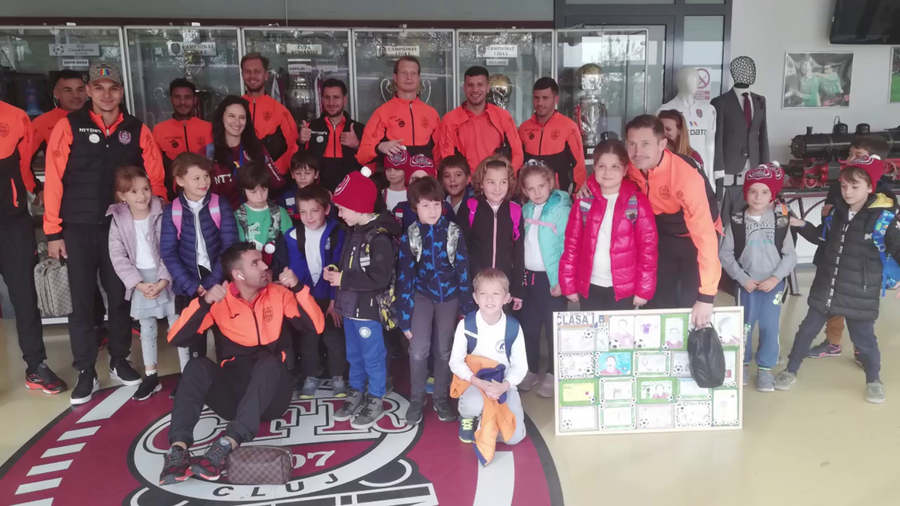 VIDEO | CAMPIONII DE LA CFR, VIZITAŢI DE ELEVI ÎN SĂPTĂMÂNA ALTFEL