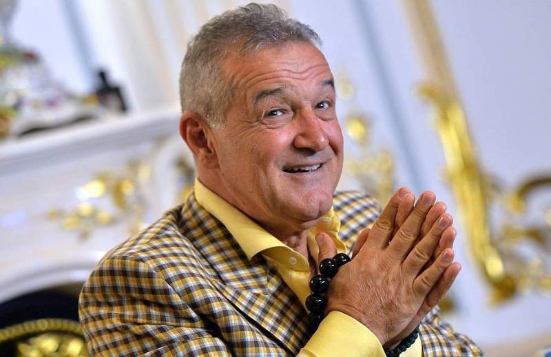 VIDEO | BECALI ÎŞI FREACĂ MÂINILE. MAN, DORIT DE O FOSTĂ CAMPIOANĂ A TURCIEI