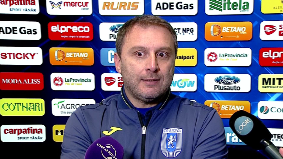 VIDEO | MANGIA ÎI PUNE LA COLŢ PE ARBITRI: ”NU E NORMAL SĂ LUĂM 11 GALBENE ÎN DOUĂ MECIURI”