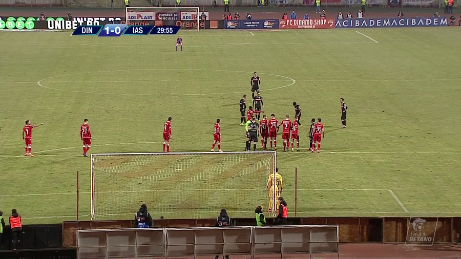 VIDEO | DECIZIE DE NEÎNŢELES A UNUI DINAMOVIST. PUTEA CÂŞTIGA MAI BINE CA LA DINAMO, DAR A REFUZAT