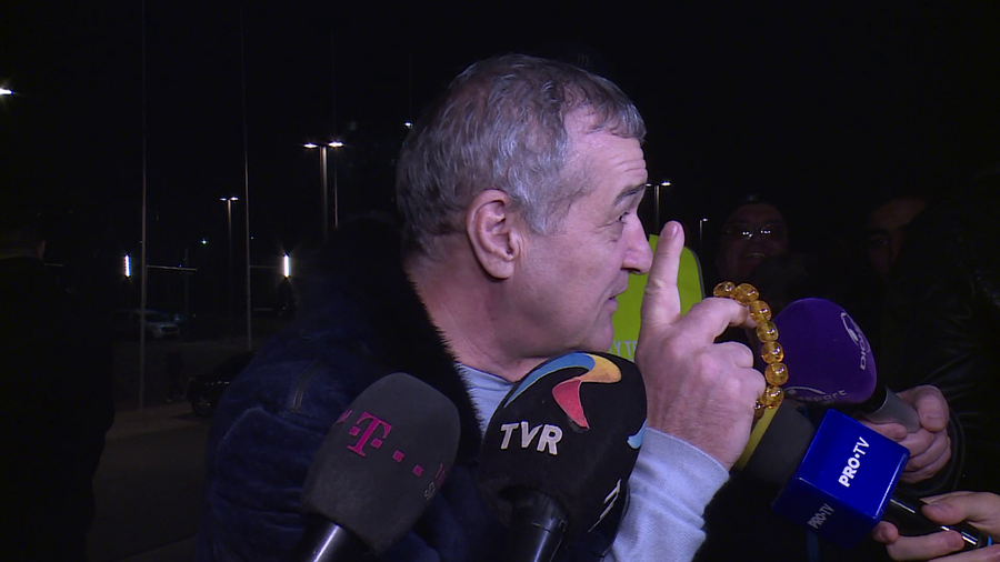 VIDEO | JUCĂTORUL TRECUT DE FCSB PE LISTA NEAGRĂ. BECALI: "DACĂ AM OFERTĂ, VÂND TOATĂ ECHIPA"