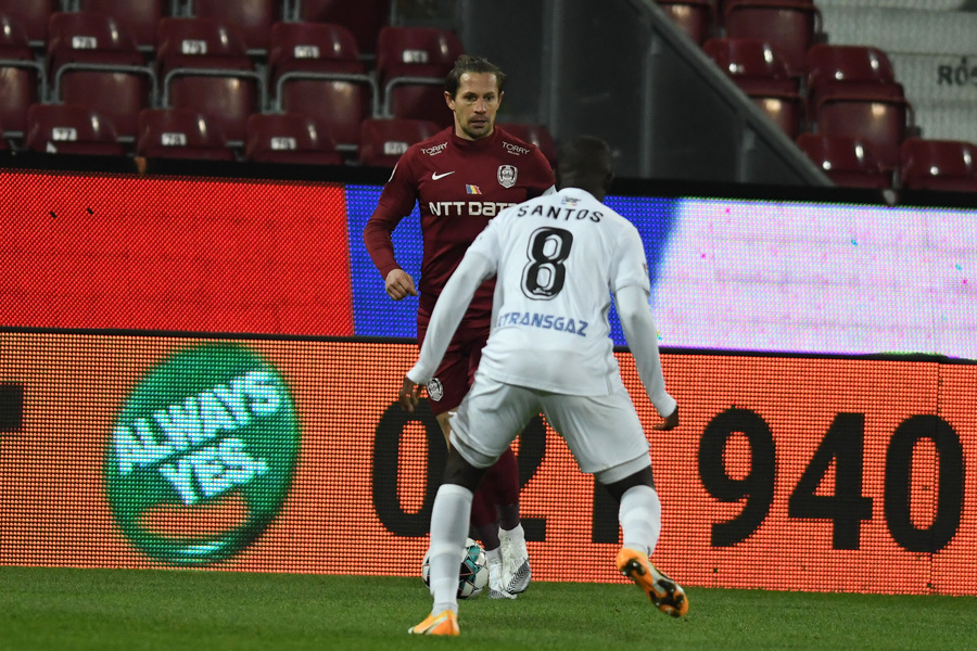  VIDEO | CFR - Gaz Metan 1-2. Prima înfrângere pentru Petrescu în Casa Liga 1 ! Campioana a cerut două penalty-uri şi a avut un gol anulat
