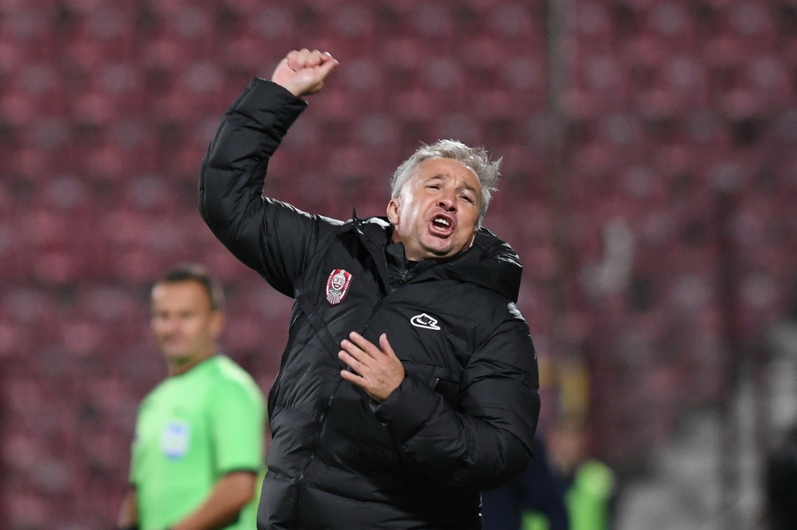 Motivul din spatele plecării anunţate public de Petrescu? SuperDan ar avea o ofertă importantă!
