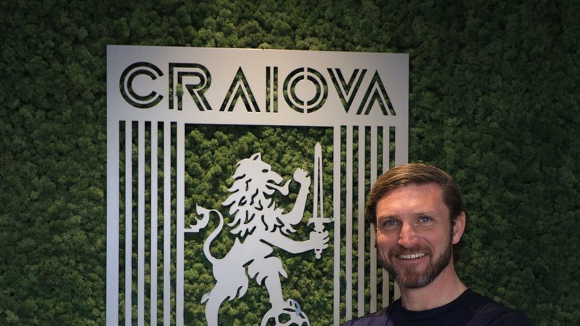 OFICIAL | Rotaru a "reparat" detaliul care nu-i convenea. Craiova l-a prezentat pe preparatorul fizic Ian Coll