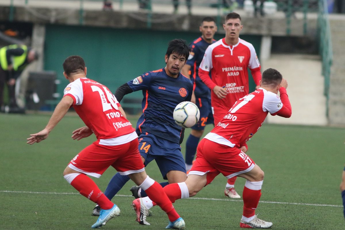 SUPERLIGA ROMANIA: CFR 1907 CUJ-FC HERMANNSTADT, Cluj-Napoca, 20 December  2020 Sota Mino (L) and