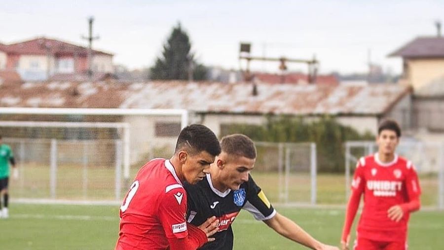 Dinamo îşi pierde tinerii! Pleacă din Ştefan cel Mare şi FCSB l-a ofertat deja