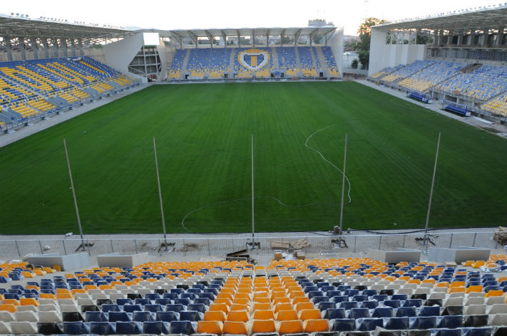 "Permite doar patru ore de fotbal!". Motivul pentru care FCSB şi Rapid nu pot juca pe un mare stadion al ţării