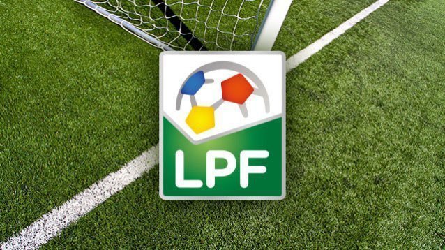 Premieră în Derby: jucătorii vor intra pe teren însoţiţi de mai mulţi câini disponibili pentru adopţie