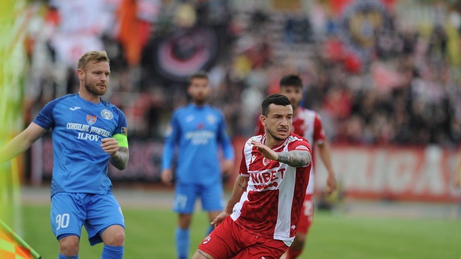 VIDEO | Dinamo - Academica Clinceni 5-1. Galop de sănătate pentru ”câinii”, după o primă repriză de suferinţă