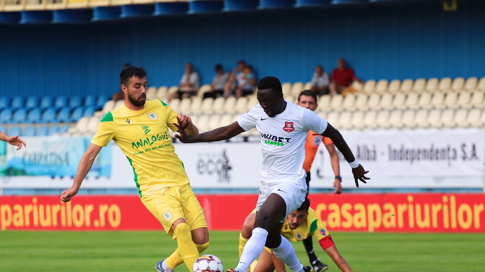 //i0.1616.ro/media/581/3142/38109/20776317/2/fc-hermannstadt-cs-mioveni-superliga-liga-1-15-07-2022.jpg