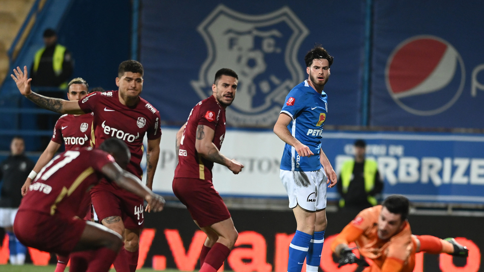 //i0.1616.ro/media/581/3142/38109/21133477/1/farul-constanta-cfr-cluj-play-off-superliga-superbet-22-04-2023.jpg