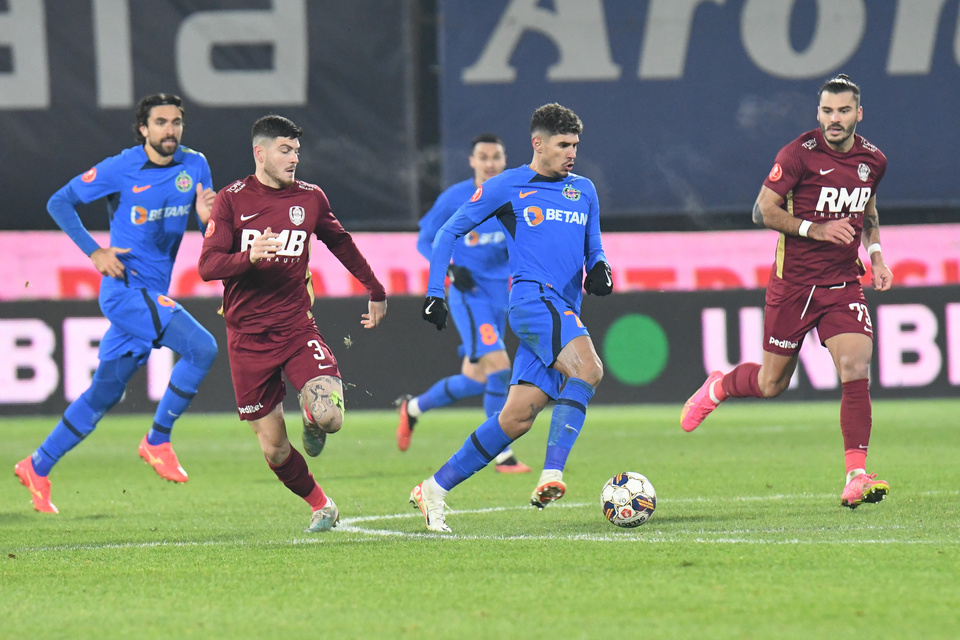 //i0.1616.ro/media/581/3142/38109/21418220/1/fc-cfr-1907-cluj-sa-sc-fotbal-club-fcsb-sa-superliga-superbet-10-12-2023.jpg