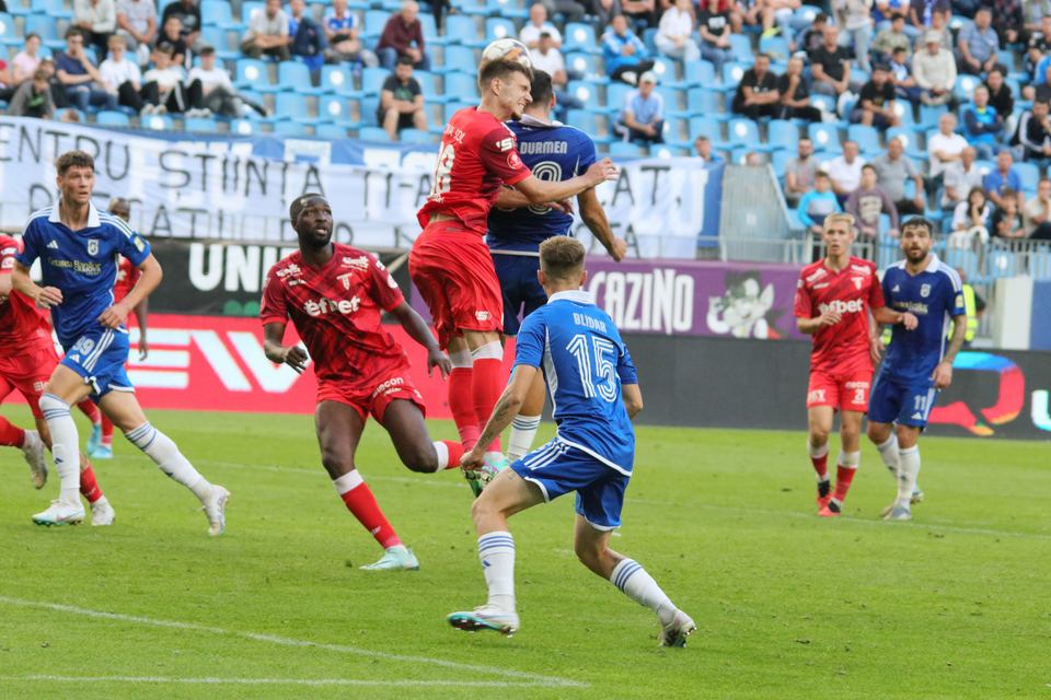 //i0.1616.ro/media/581/3142/38109/21507798/1/fcu-1948-craiova-afc-uta-arad-superliga-superbet-29-10-2023-1.jpg