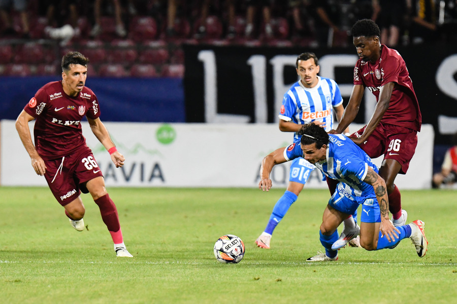 VIDEO | CFR Cluj - Universitatea Craiova 0-2. Oltenii au speculat avantajul omului în plus