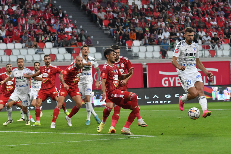 VIDEO | FC Botoşani - Sepsi, astăzi, de la ora 14:30, în direct la Prima Sport 1! Covăsnenii nu au voie să facă un pas greşit