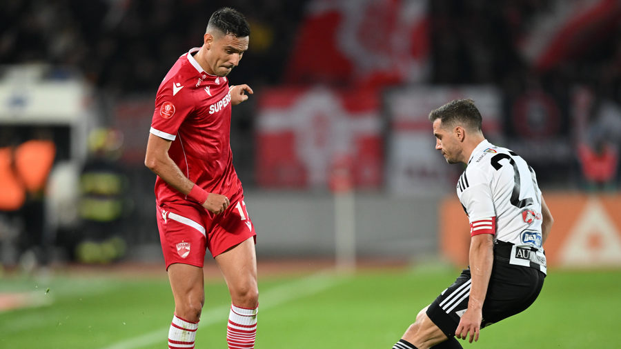 VIDEO | "U" Cluj - Dinamo 2-4. Regal fotbalistic în duelul frăţesc