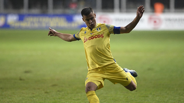 Lovitură în Superliga! Valentin Ţicu s-a despărţit de Petrolul şi semnează cu o echipă din Superliga ce luptă la titlu