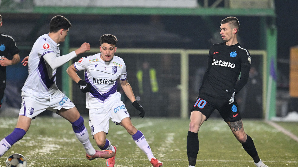 //i0.1616.ro/media/581/3142/38109/22311457/2/fc-arges-fcsb-superiga-superbet-16-01-2026.jpg