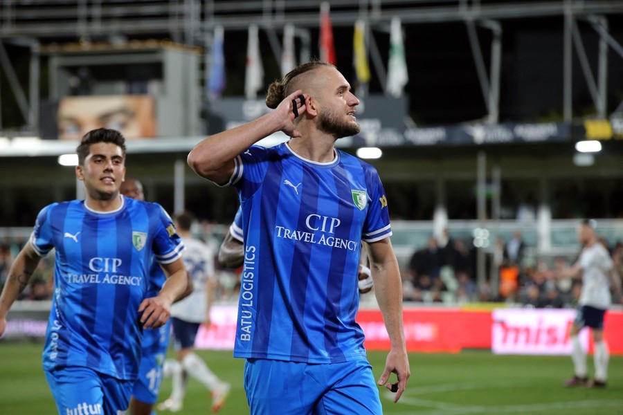 „Nu ştiu cât e de sănătos, dacă e apt pentru Liga 1!” Ionuţ Lupescu trage un semnal de alarmă după ce Dinamo a bătut palma cu George Puşcaş