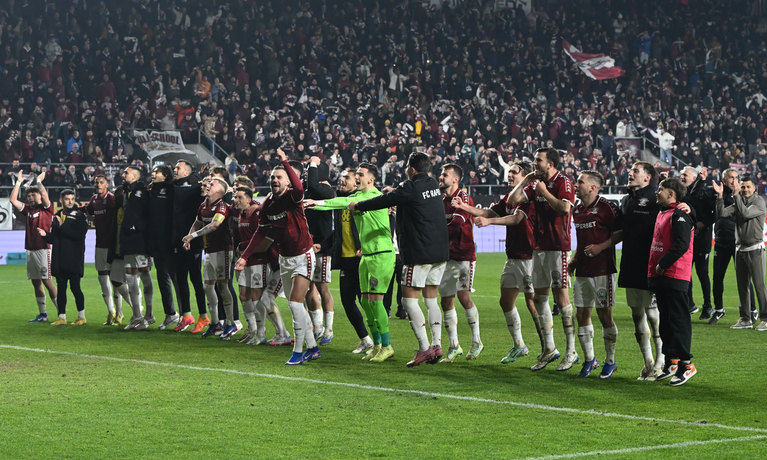 Nu s-a ridicat la nivelul aşteptărilor, dar Adrian Mutu mizează pe el în următorul sezon! Jucătorul de la Rapid care va deveni de bază în formula Rapidului: „Are nevoie de continuitate”