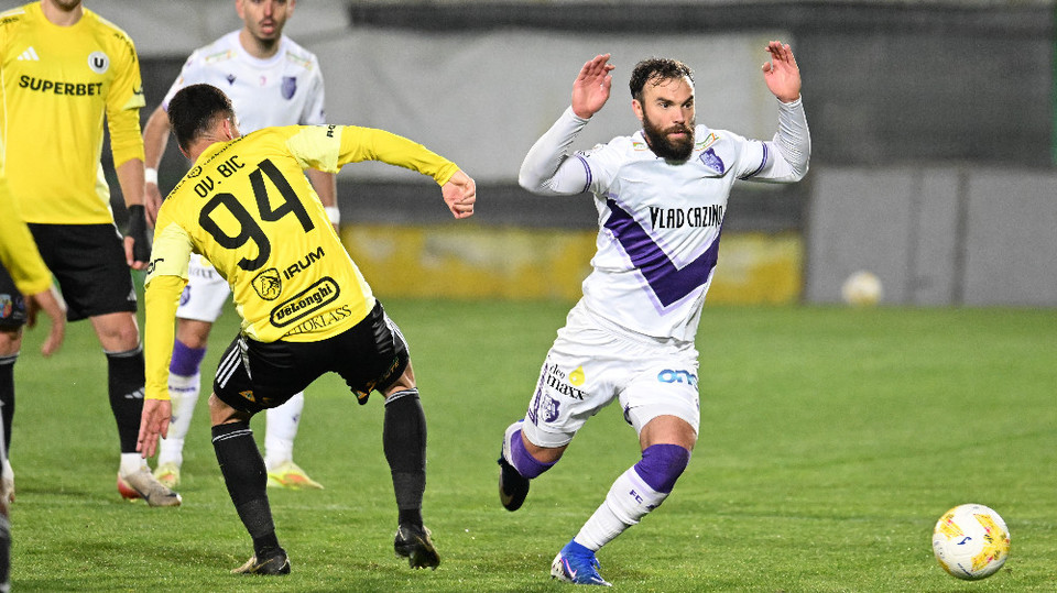 //i0.1616.ro/media/581/3142/38109/22428590/1/fc-arges-universitatea-cluj-semifinala-cupa-romaniei-betano-21-04-2026.jpg