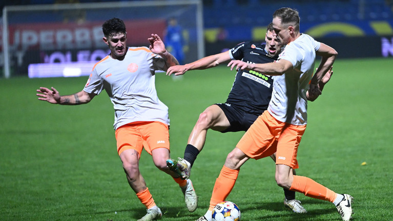VIDEO | Metaloglobus – Hermannstadt, ASTĂZI, de la 18:00, în direct pe Prima Sport 1 şi PrimaPlay.ro! Sibienii încearcă să evite retrogradarea directă