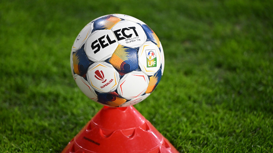 //i0.1616.ro/media/581/3142/38109/22449704/2/rapid-bucuresti-fc-arges-play-off-superliga-superbet-13-04-2026-2.jpg