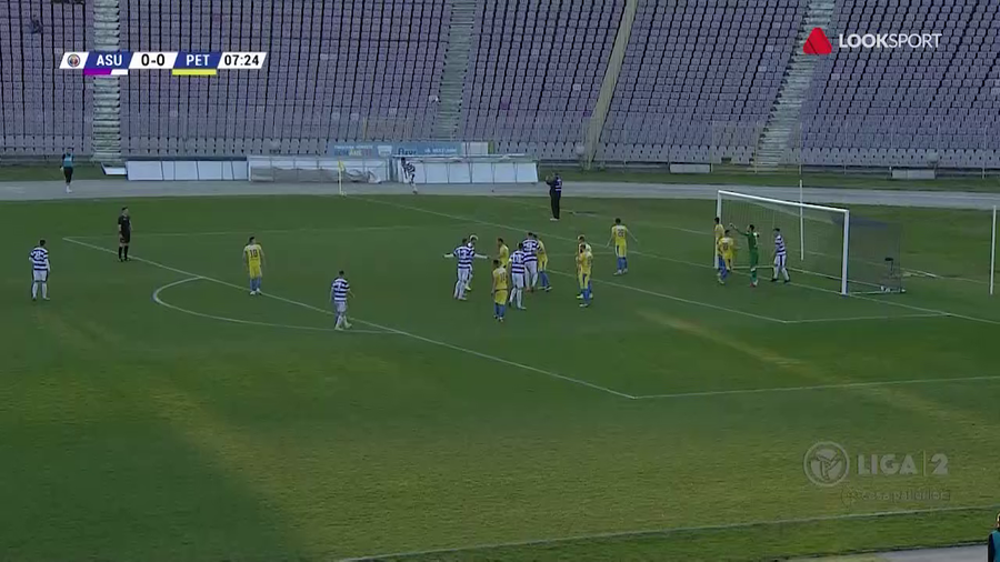 VIDEO | PETROLUL, ÎN PERICOL SĂ RATEZE PROMOVAREA. ASU POLI S-A DISTRAT CU LUPII