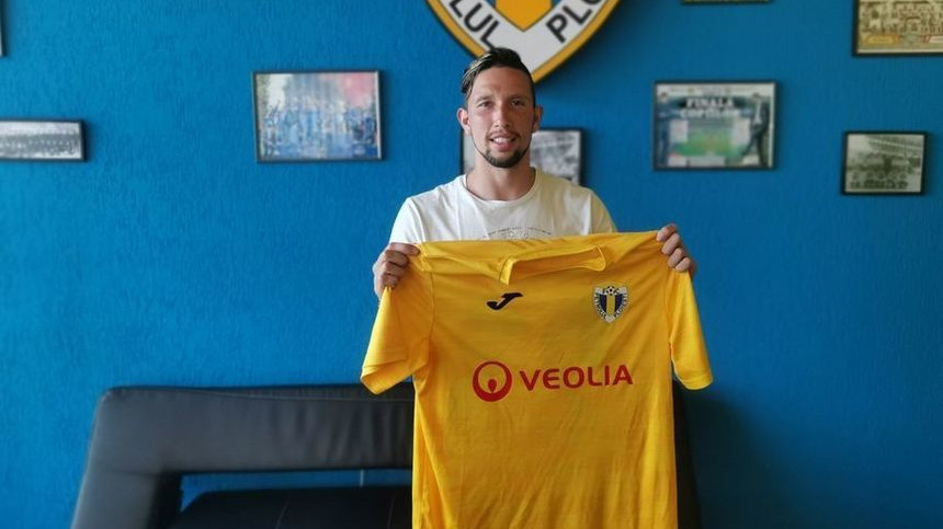 Petrolul Ploieşti şi-a adus fundaş din Columbia