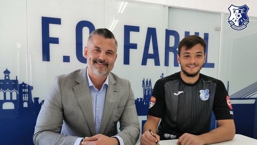 Super transfer bifat de Farul Constanţa. Portarul care a făcut minuni la Universitatea Cluj vine sub comanda lui Zicu