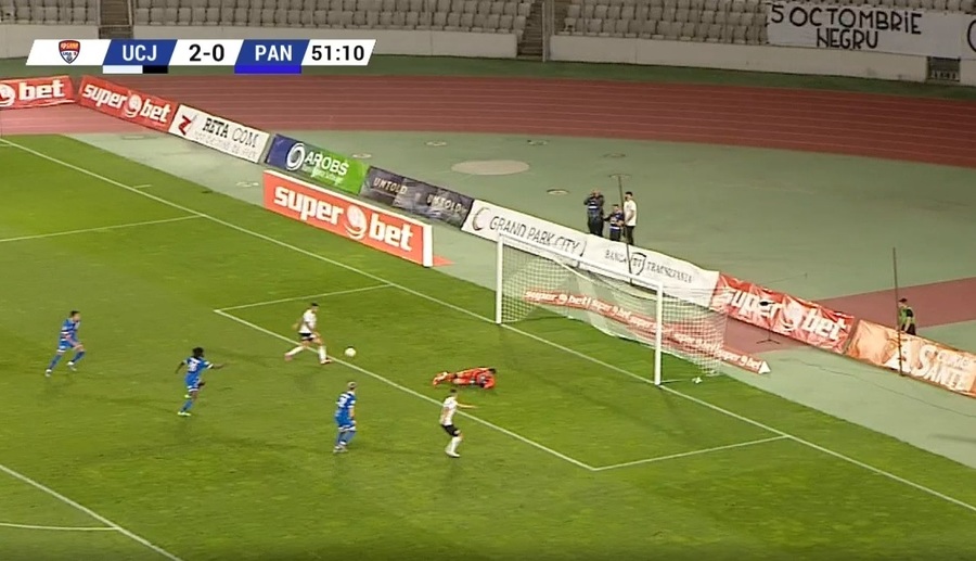 Ce mai poate fi de spus? :) VIDEO | "Clujeanul" Golan, ratarea sezonului în Liga 2