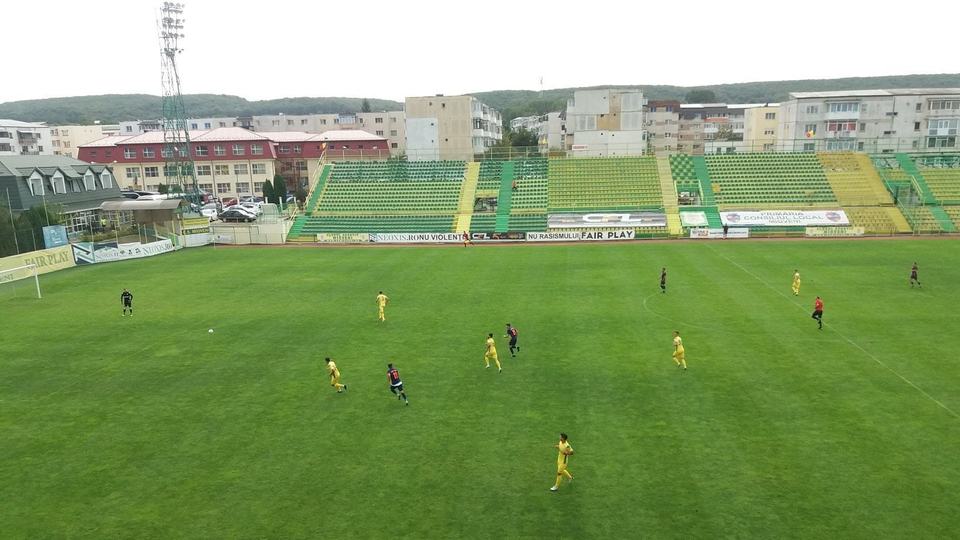 //i0.1616.ro/media/581/3142/38110/19567579/1/cs-mioveni-stadion.jpg