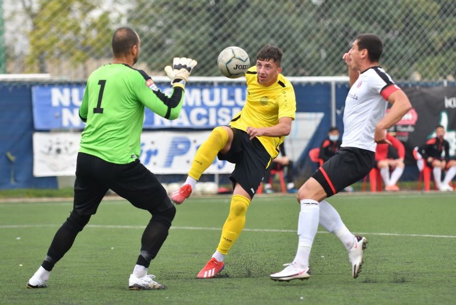 Metaloglobus ratează şansa de a urca pe primul loc. Recea, încă o surpriză plăcută. Rezultatele zilei din Liga 2