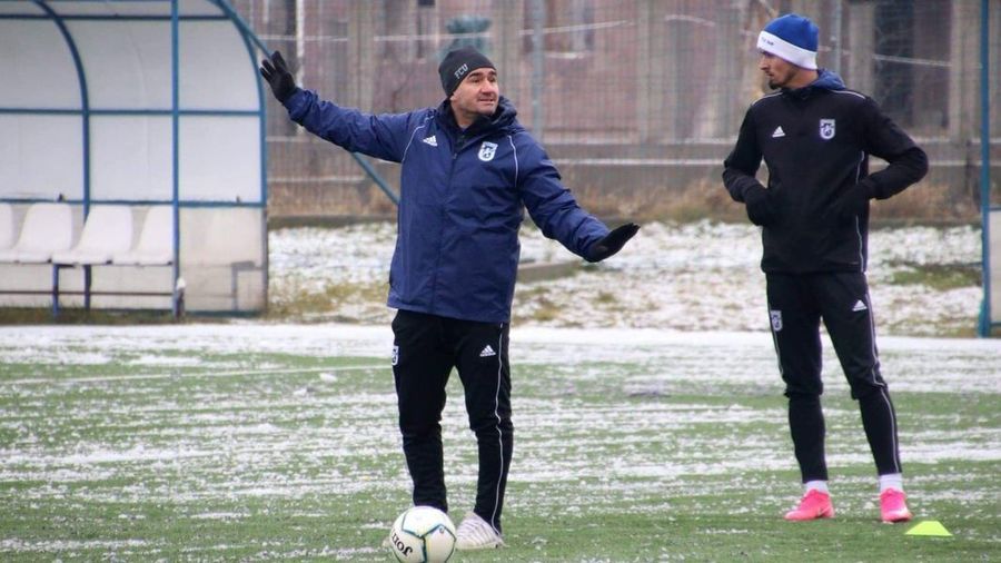 FC ”U” Craiova, la primul antrenament sub comanda lui Ovidiu Stângă. Trei jucători au părăsit echipa