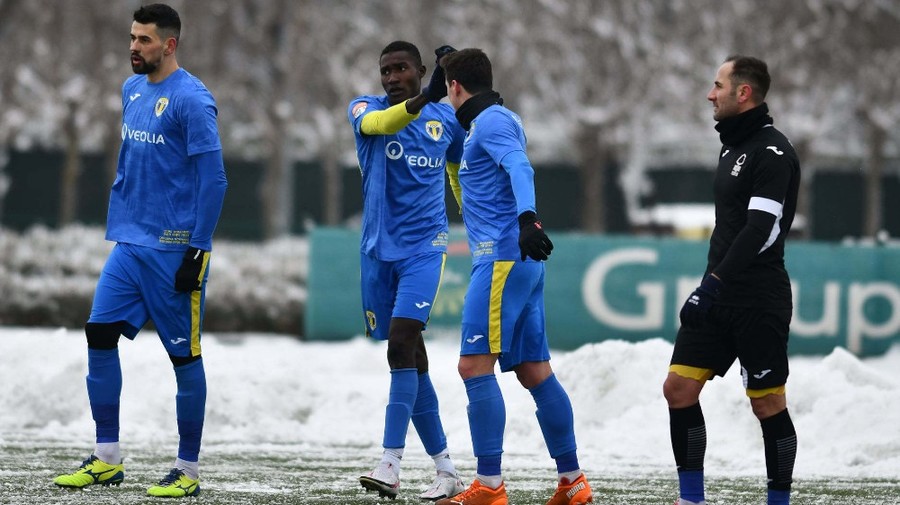 VIDEO | Victorie cu 7-0 pentru Petrolul în primul meci din 2021, amicalul cu Plopeni