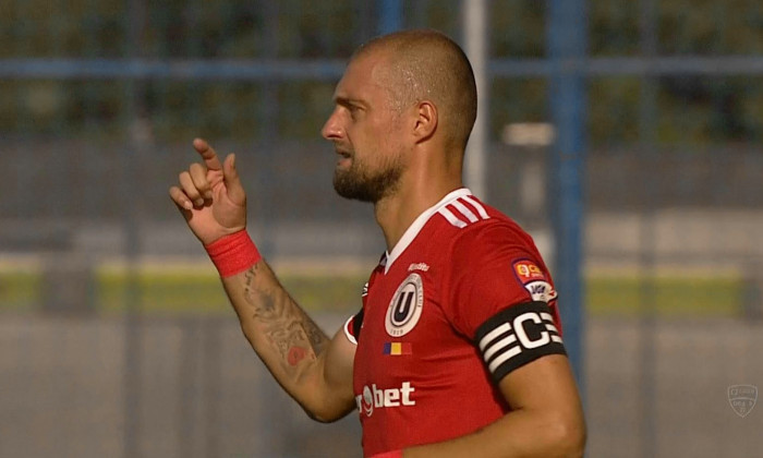 Gabi Tamaş are din nou probleme medicale. ”Când a intrat în meci pe sintetic, a simţit o problemă la gambă”