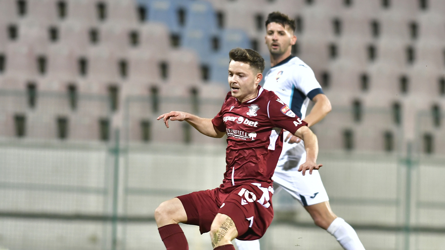 VIDEO | Rapid pierde acasă cu Csikszereda, 1-3, şi cade pe locul al şaselea în Liga 2! Ciucanii urcă pe doi