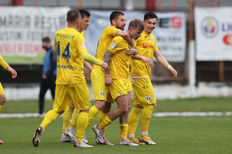 VIDEO | Petrolul a pierdut surprinzător pe teren propriu cu Concordia Chiajna, după nenumărate ocazii. Rămâne însă pe primul loc în Grupa B 