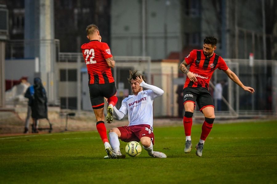 VIDEO | Rapid - Csikszereda 2-0. Giuleştenii fac un pas uriaş către promovare, după un meci în care au tremurat serios