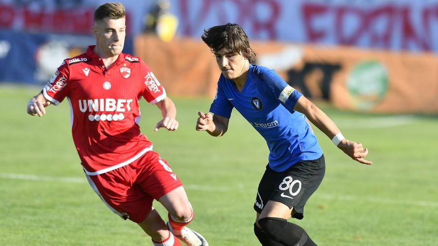 Valentin Lazăr s-a întors în România, dar nu a semnat cu Dinamo. A preferat să meargă în Liga 2 
