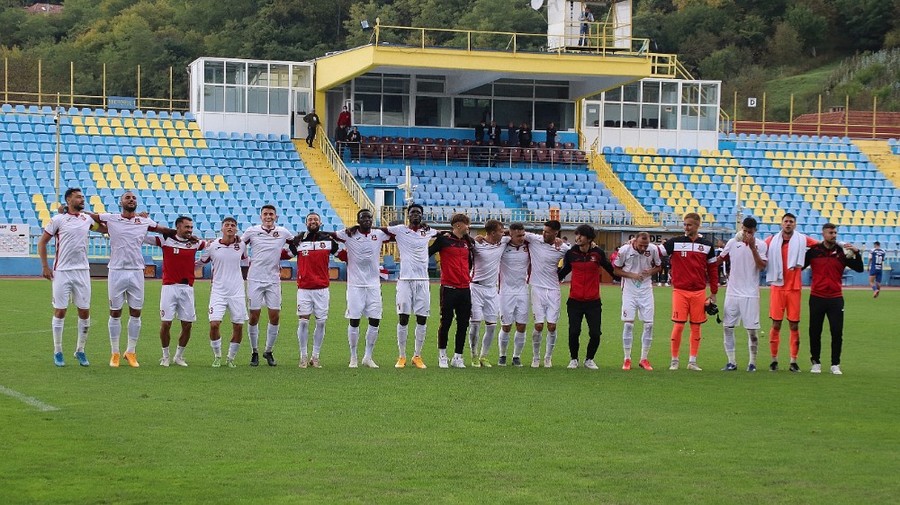 Unirea Slobozia – FC Hermannstadt, duminică, de la 11:00, la Look Sport+. Duel cu miză ridicată pentru ambele echipe