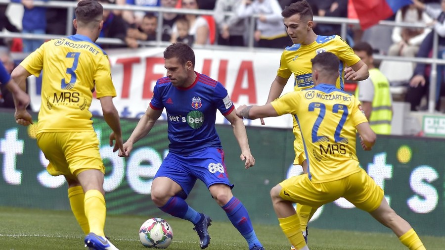 VIDEO ǀ Steaua – Petrolul 2-1! Dubla lui Chipirliu a întors soarta derby-ului Ligii secunde