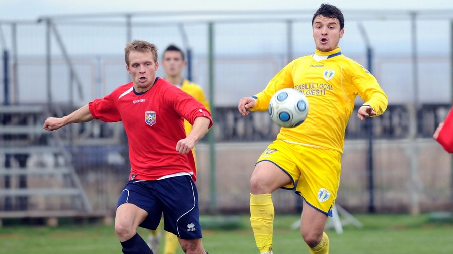 Primul transfer după promovare? Constantin Budescu, prezent la meciul Petrolului cu Chiajna. Fotbalistul devine la vară liber de contract