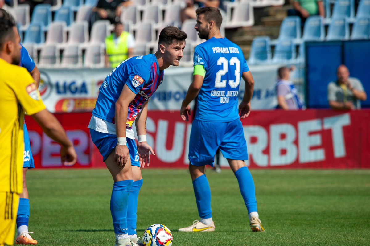 VIDEO  Gloria Buzău - Steaua Bucureşti, 4-4. Meci istoric în Liga a 2-a!