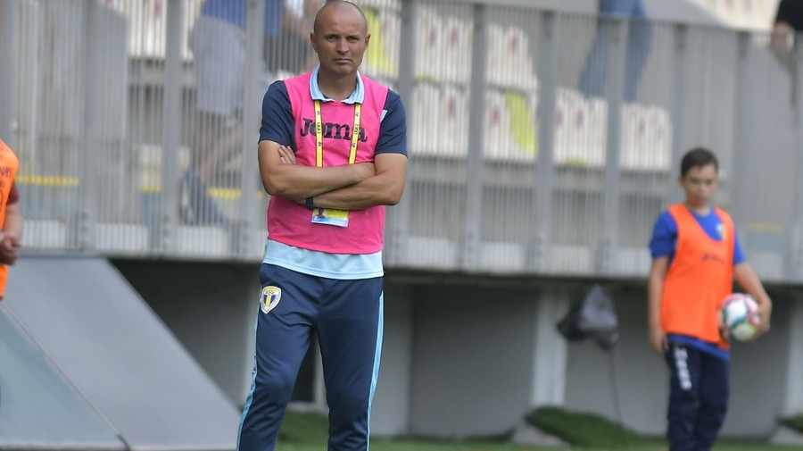 Petrolul se concentrează pe campionat, după eşecul din Cupă. Nae Constantin: "Suntem trişti că am pierdut, dar vrem ca la anul să jucăm în Liga 1" VIDEO
