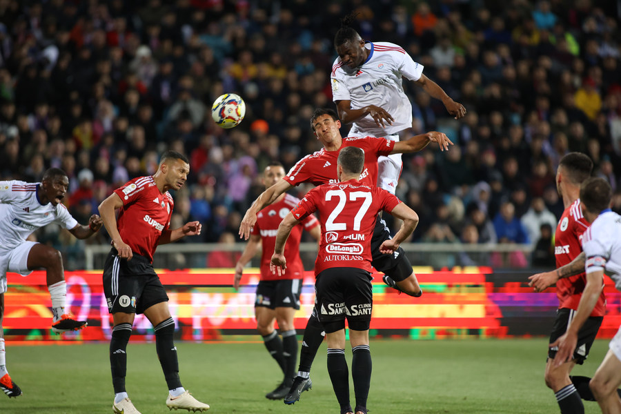 VIDEO | Oţelul - ”U” Cluj 2-1. Moldovenii dau lovitura şi se califică după două decenii în finala Cupei