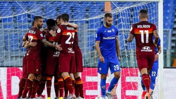 VIDEO | Roma - Fiorentina 2-1. Două penalty-uri le asigură romanilor victoria şi îi apropie de grupele Europa League