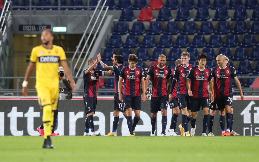 Bologna - Parma 4-1. Roberto Soriano decide „derby-ul emilian cu o „doppietta” şi un assist