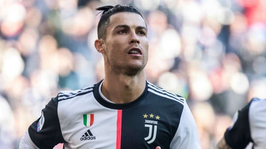 VIDEO | Ionuţ Radu şi Denis Drăguş, pe lista fotbaliştilor infectaţi cu COVID-19 din Serie A. Alte 31 de nume trecute, printre care şi Cristiano Ronaldo